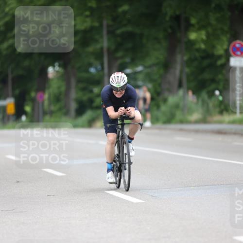 15.06.2025 - 7 Türme Triathlon Yannick Fuchs http://msf.ph/oto/7964376 15.06.2025 11:11:45 Radfahren 292 meine-sportfotos.de