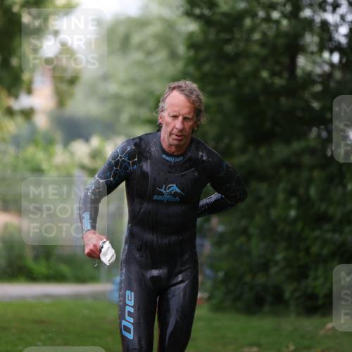 15.06.2025 - 7 Türme Triathlon Michael Strokosch http://msf.ph/oto/7964380 15.06.2025 12:17:09 Schwimmen 389, 451, 530, 591, 609, 622, 679 meine-sportfotos.de