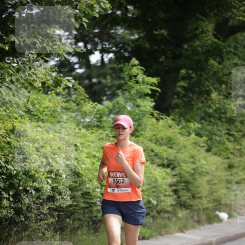 15.06.2025 - REWE Women's Run Jannik Wohlers http://msf.ph/oto/7964409 15.06.2025 09:59:21 Laufen 5562 meine-sportfotos.de