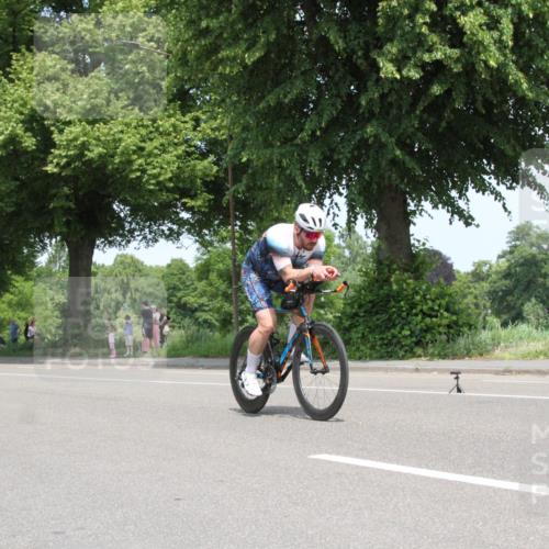 15.06.2025 - 7 Türme Triathlon Yannick Fuchs http://msf.ph/oto/7964420 15.06.2025 12:57:42 Radfahren  meine-sportfotos.de