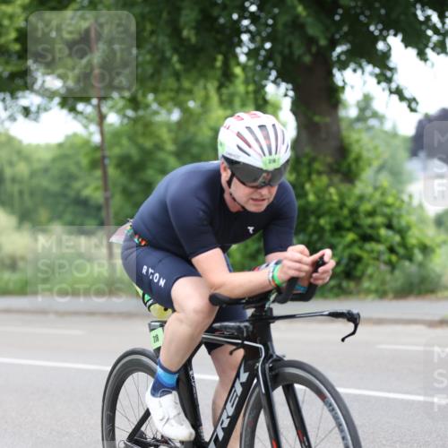 15.06.2025 - 7 Türme Triathlon Yannick Fuchs http://msf.ph/oto/7964424 15.06.2025 11:11:47 Radfahren 292 meine-sportfotos.de