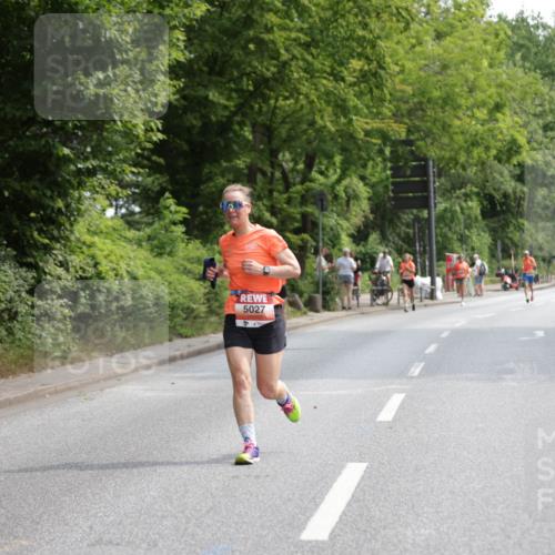 15.06.2025 - REWE Women's Run Jannik Wohlers http://msf.ph/oto/7964442 15.06.2025 09:59:31 Laufen 5027 meine-sportfotos.de