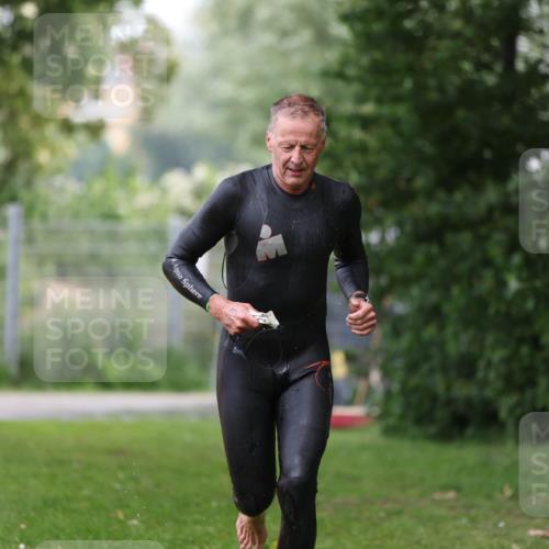 15.06.2025 - 7 Türme Triathlon Michael Strokosch http://msf.ph/oto/7964443 15.06.2025 12:17:19 Schwimmen 371, 424, 530, 591, 679 meine-sportfotos.de
