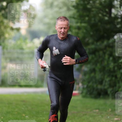 15.06.2025 - 7 Türme Triathlon Michael Strokosch http://msf.ph/oto/7964450 15.06.2025 12:17:20 Schwimmen 371, 424, 530, 591, 679 meine-sportfotos.de