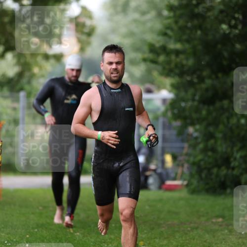 15.06.2025 - 7 Türme Triathlon Michael Strokosch http://msf.ph/oto/7964526 15.06.2025 12:17:30 Schwimmen 371, 424, 591, 661, 672, 679 meine-sportfotos.de