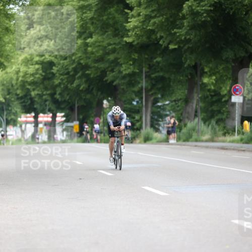 15.06.2025 - 7 Türme Triathlon Yannick Fuchs http://msf.ph/oto/7964530 15.06.2025 11:12:28 Radfahren 317 meine-sportfotos.de