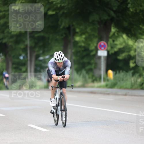15.06.2025 - 7 Türme Triathlon Yannick Fuchs http://msf.ph/oto/7964544 15.06.2025 11:12:29 Radfahren 317 meine-sportfotos.de