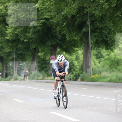 15.06.2025 - 7 Türme Triathlon Yannick Fuchs http://msf.ph/oto/7964556 15.06.2025 11:12:29 Radfahren 317 meine-sportfotos.de