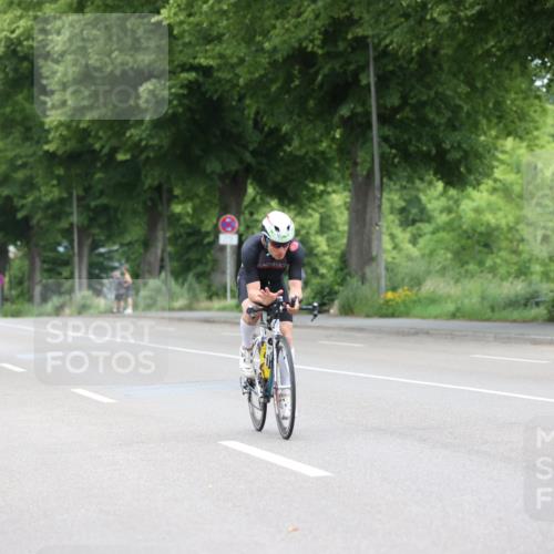 15.06.2025 - 7 Türme Triathlon Yannick Fuchs http://msf.ph/oto/7964620 15.06.2025 11:12:40 Radfahren 233, 240 meine-sportfotos.de
