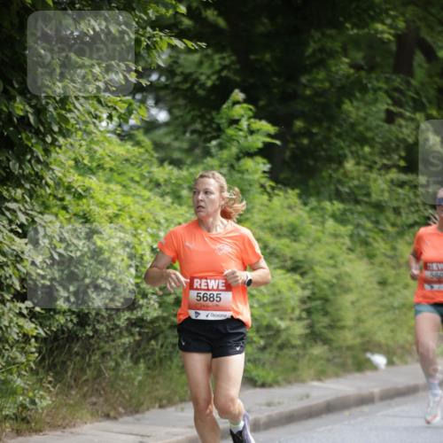 15.06.2025 - REWE Women's Run Jannik Wohlers http://msf.ph/oto/7964621 15.06.2025 09:59:40 Laufen 5685 meine-sportfotos.de