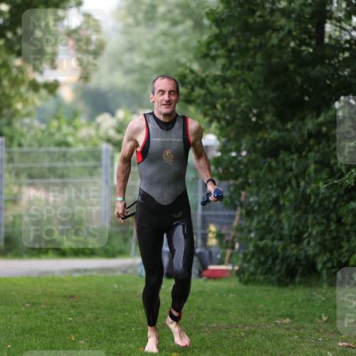 15.06.2025 - 7 Türme Triathlon Michael Strokosch http://msf.ph/oto/7964624 15.06.2025 12:17:37 Schwimmen 371, 424, 540, 591, 628, 661, 672 meine-sportfotos.de