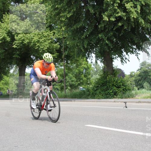 15.06.2025 - 7 Türme Triathlon Yannick Fuchs http://msf.ph/oto/7964627 15.06.2025 12:59:26 Radfahren  meine-sportfotos.de