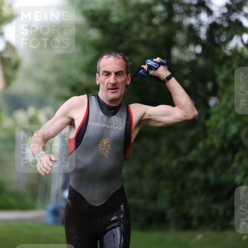 15.06.2025 - 7 Türme Triathlon Michael Strokosch http://msf.ph/oto/7964660 15.06.2025 12:17:39 Schwimmen 371, 424, 445, 523, 540, 591, 628, 661, 672 meine-sportfotos.de