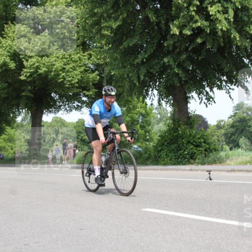 15.06.2025 - 7 Türme Triathlon Yannick Fuchs http://msf.ph/oto/7964692 15.06.2025 12:59:55 Radfahren  meine-sportfotos.de