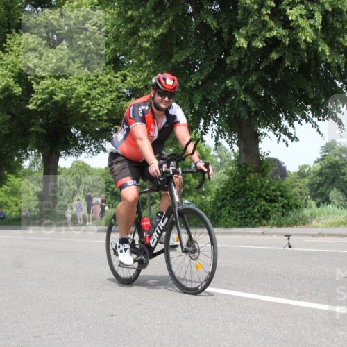 15.06.2025 - 7 Türme Triathlon Yannick Fuchs http://msf.ph/oto/7964704 15.06.2025 12:59:57 Radfahren  meine-sportfotos.de