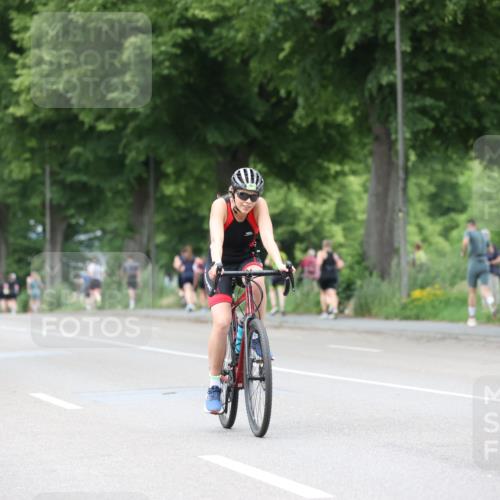 15.06.2025 - 7 Türme Triathlon Yannick Fuchs http://msf.ph/oto/7964707 15.06.2025 13:55:29 Radfahren  meine-sportfotos.de