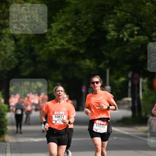 15.06.2025 - REWE Women's Run Dr. Thomas Lammeyer http://msf.ph/oto/7964710 15.06.2025 09:53:00 Laufen 10671, 10345 meine-sportfotos.de