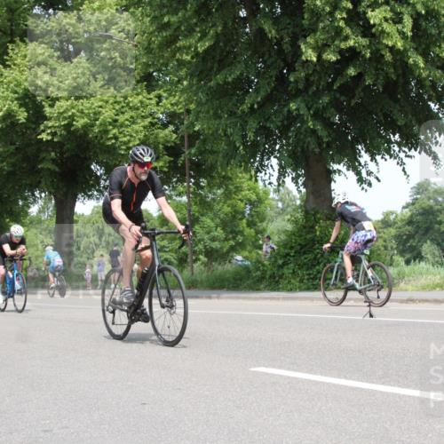 15.06.2025 - 7 Türme Triathlon Yannick Fuchs http://msf.ph/oto/7964727 15.06.2025 13:00:12 Radfahren  meine-sportfotos.de