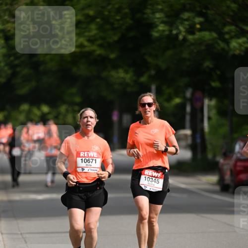 15.06.2025 - REWE Women's Run Dr. Thomas Lammeyer http://msf.ph/oto/7964744 15.06.2025 09:53:00 Laufen 10671, 10345 meine-sportfotos.de