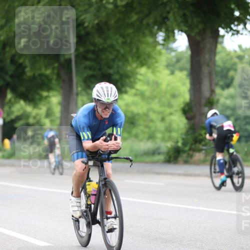 15.06.2025 - 7 Türme Triathlon Yannick Fuchs http://msf.ph/oto/7964776 15.06.2025 11:12:56 Radfahren 204, 236, 278, 309, 333 meine-sportfotos.de