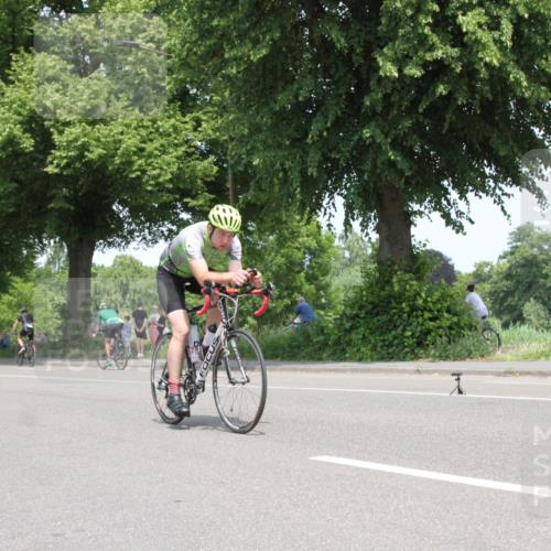 15.06.2025 - 7 Türme Triathlon Yannick Fuchs http://msf.ph/oto/7964794 15.06.2025 13:01:00 Radfahren  meine-sportfotos.de