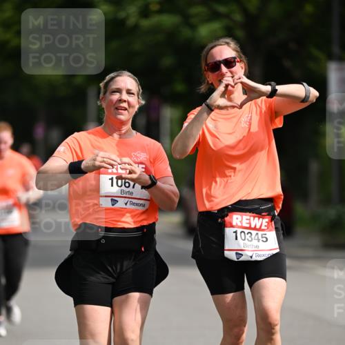 15.06.2025 - REWE Women's Run Dr. Thomas Lammeyer http://msf.ph/oto/7964875 15.06.2025 09:53:04 Laufen 1067, 10345 meine-sportfotos.de