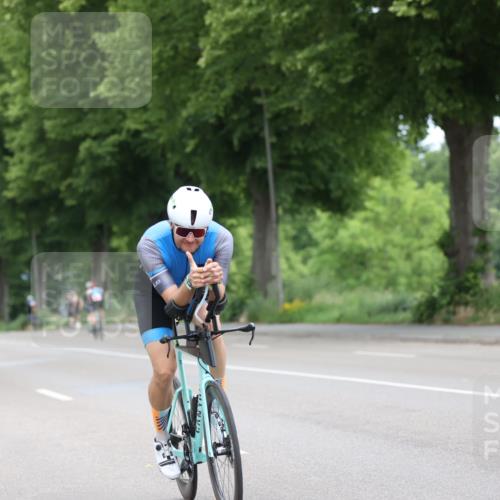 15.06.2025 - 7 Türme Triathlon Yannick Fuchs http://msf.ph/oto/7964895 15.06.2025 11:13:03 Radfahren 254, 283 meine-sportfotos.de
