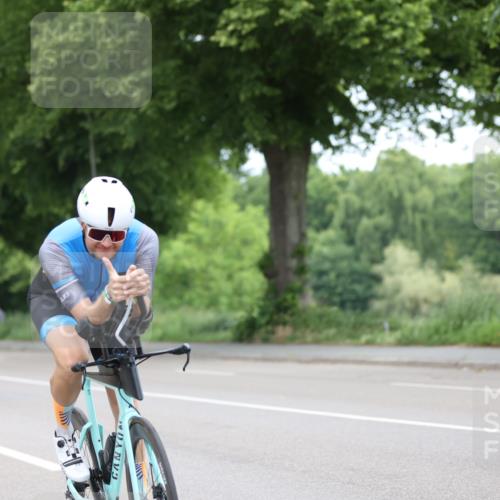 15.06.2025 - 7 Türme Triathlon Yannick Fuchs http://msf.ph/oto/7964903 15.06.2025 11:13:03 Radfahren 254, 283 meine-sportfotos.de