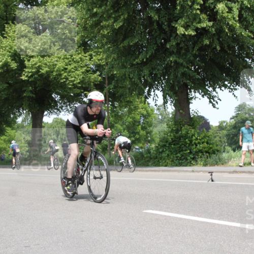 15.06.2025 - 7 Türme Triathlon Yannick Fuchs http://msf.ph/oto/7964908 15.06.2025 13:02:19 Radfahren  meine-sportfotos.de