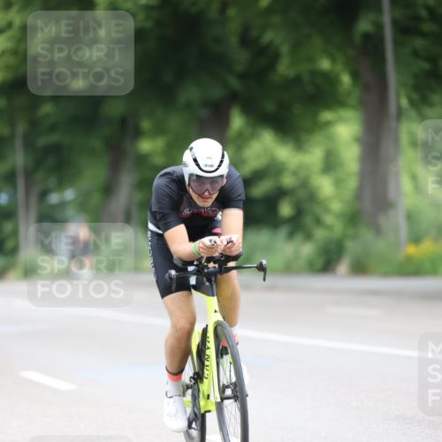 15.06.2025 - 7 Türme Triathlon Yannick Fuchs http://msf.ph/oto/7964922 15.06.2025 11:13:10 Radfahren 254, 289 meine-sportfotos.de