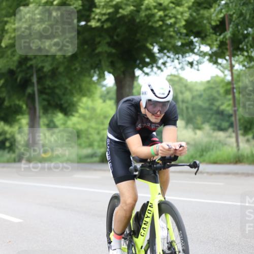 15.06.2025 - 7 Türme Triathlon Yannick Fuchs http://msf.ph/oto/7964945 15.06.2025 11:13:11 Radfahren 254, 289 meine-sportfotos.de
