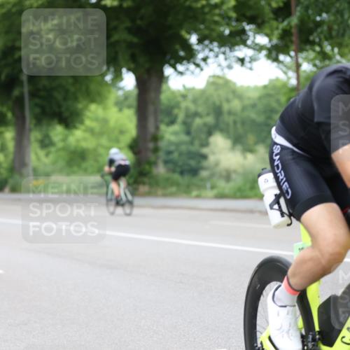 15.06.2025 - 7 Türme Triathlon Yannick Fuchs http://msf.ph/oto/7964948 15.06.2025 11:13:11 Radfahren 254, 289 meine-sportfotos.de