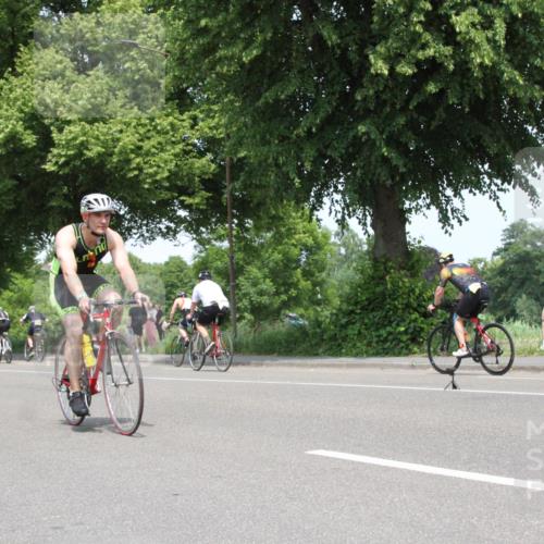 15.06.2025 - 7 Türme Triathlon Yannick Fuchs http://msf.ph/oto/7964950 15.06.2025 13:02:56 Radfahren  meine-sportfotos.de