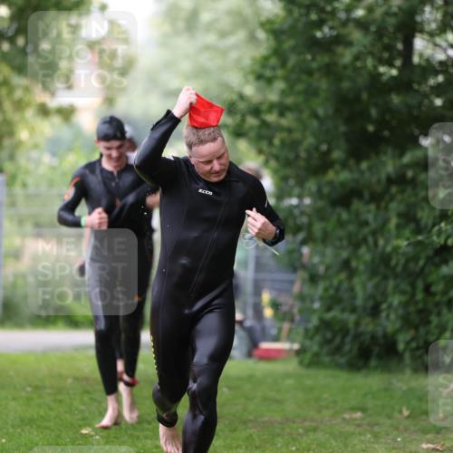 15.06.2025 - 7 Türme Triathlon Michael Strokosch http://msf.ph/oto/7964995 15.06.2025 12:18:09 Schwimmen 380, 523, 608, 615, 637, 638, 654, 656, 678 meine-sportfotos.de