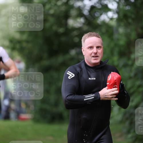 15.06.2025 - 7 Türme Triathlon Michael Strokosch http://msf.ph/oto/7965039 15.06.2025 12:18:11 Schwimmen 380, 608, 615, 637, 638, 654, 656, 678 meine-sportfotos.de