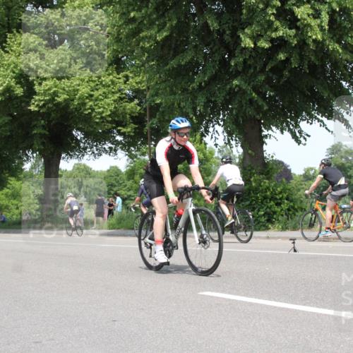 15.06.2025 - 7 Türme Triathlon Yannick Fuchs http://msf.ph/oto/7965060 15.06.2025 13:04:34 Radfahren  meine-sportfotos.de