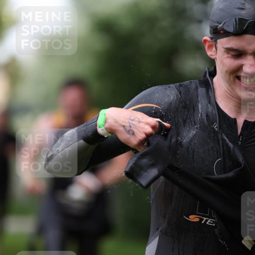 15.06.2025 - 7 Türme Triathlon Michael Strokosch http://msf.ph/oto/7965067 15.06.2025 12:18:13 Schwimmen 380, 608, 615, 637, 638, 654, 656, 678 meine-sportfotos.de