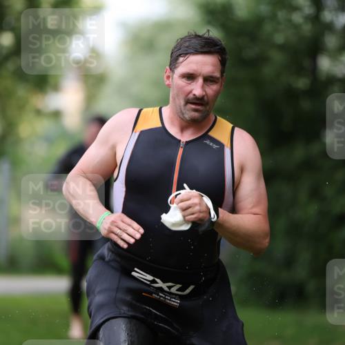 15.06.2025 - 7 Türme Triathlon Michael Strokosch http://msf.ph/oto/7965091 15.06.2025 12:18:14 Schwimmen 380, 608, 615, 637, 638, 654, 656, 678 meine-sportfotos.de