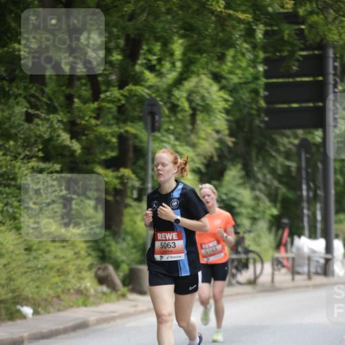 15.06.2025 - REWE Women's Run Jannik Wohlers http://msf.ph/oto/7965114 15.06.2025 09:59:57 Laufen 5063 meine-sportfotos.de