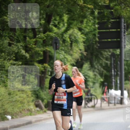 15.06.2025 - REWE Women's Run Jannik Wohlers http://msf.ph/oto/7965121 15.06.2025 09:59:57 Laufen 5063, 5163 meine-sportfotos.de