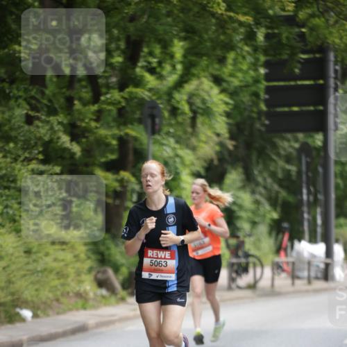 15.06.2025 - REWE Women's Run Jannik Wohlers http://msf.ph/oto/7965126 15.06.2025 09:59:57 Laufen 5063, 5163 meine-sportfotos.de