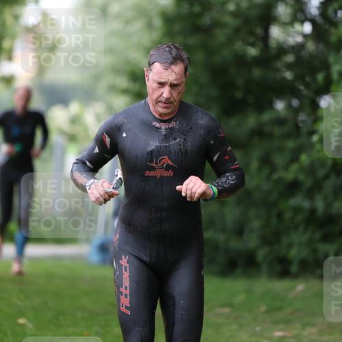 15.06.2025 - 7 Türme Triathlon Michael Strokosch http://msf.ph/oto/7965143 15.06.2025 12:18:18 Schwimmen 380, 384, 562, 608, 615, 637, 638 meine-sportfotos.de