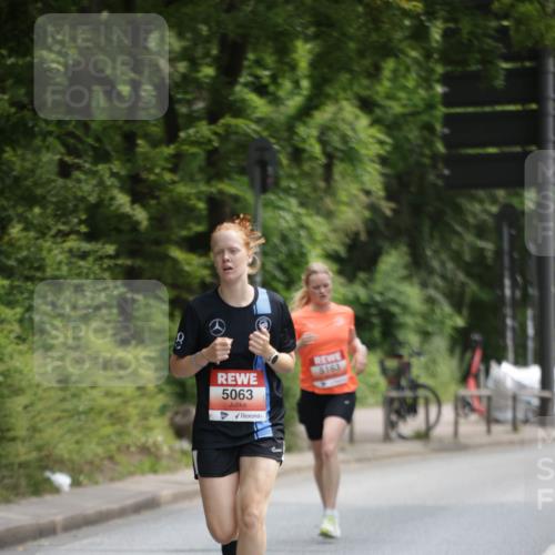 15.06.2025 - REWE Women's Run Jannik Wohlers http://msf.ph/oto/7965148 15.06.2025 09:59:57 Laufen 8, 5163, 5063 meine-sportfotos.de