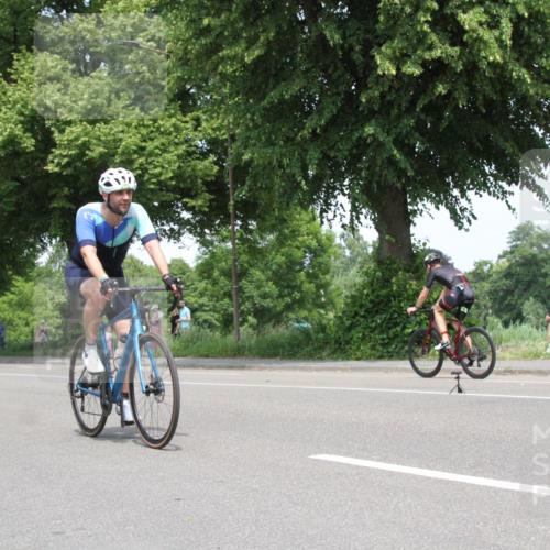 15.06.2025 - 7 Türme Triathlon Yannick Fuchs http://msf.ph/oto/7965173 15.06.2025 13:06:01 Radfahren  meine-sportfotos.de