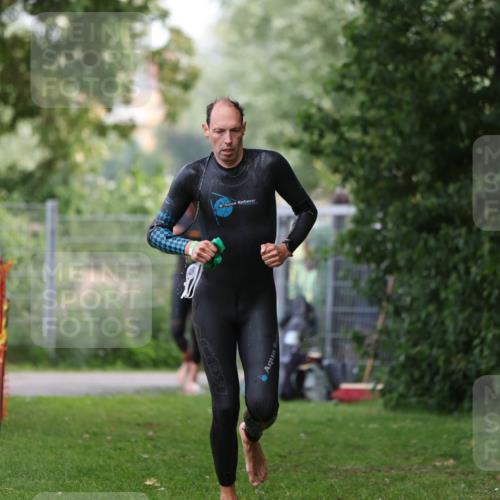 15.06.2025 - 7 Türme Triathlon Michael Strokosch http://msf.ph/oto/7965174 15.06.2025 12:18:20 Schwimmen 380, 384, 562, 608, 637, 638 meine-sportfotos.de