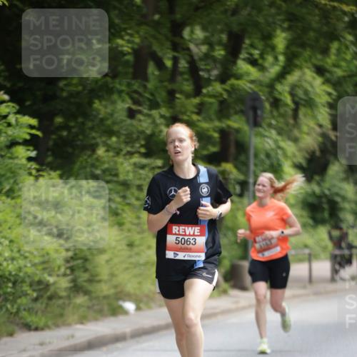 15.06.2025 - REWE Women's Run Jannik Wohlers http://msf.ph/oto/7965194 15.06.2025 09:59:58 Laufen 5063 meine-sportfotos.de