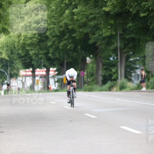 15.06.2025 - 7 Türme Triathlon Yannick Fuchs http://msf.ph/oto/7965200 15.06.2025 11:13:59 Radfahren 317 meine-sportfotos.de