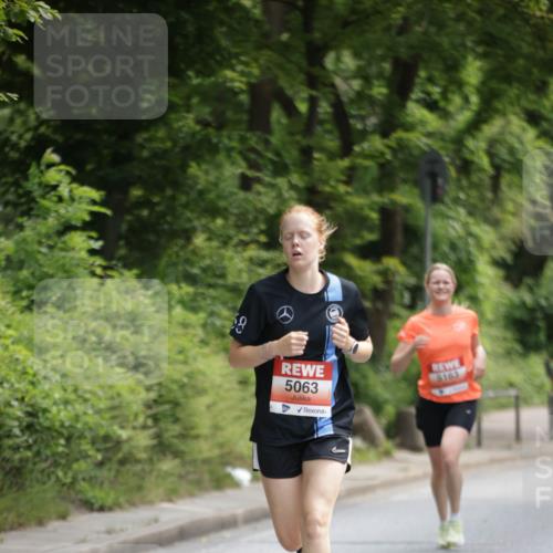 15.06.2025 - REWE Women's Run Jannik Wohlers http://msf.ph/oto/7965206 15.06.2025 09:59:58 Laufen 5063, 5163 meine-sportfotos.de