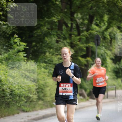 15.06.2025 - REWE Women's Run Jannik Wohlers http://msf.ph/oto/7965216 15.06.2025 09:59:58 Laufen 5063, 516 meine-sportfotos.de
