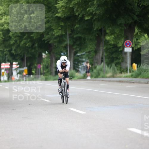 15.06.2025 - 7 Türme Triathlon Yannick Fuchs http://msf.ph/oto/7965222 15.06.2025 11:14:00 Radfahren 317 meine-sportfotos.de